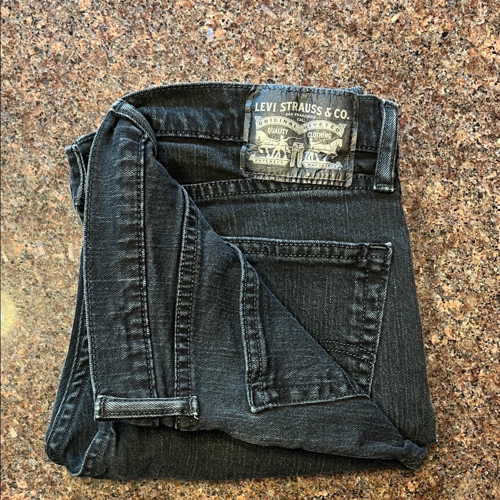 Levi's Men's 32W x 30L Black Jeans
